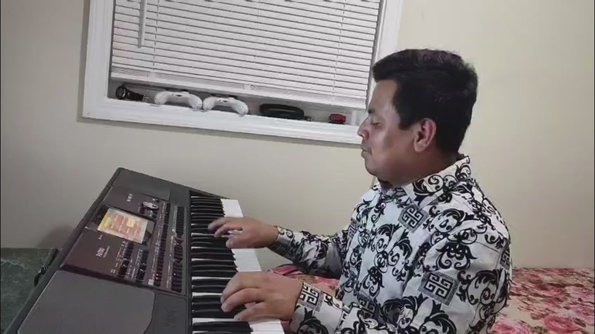Cargar video: 